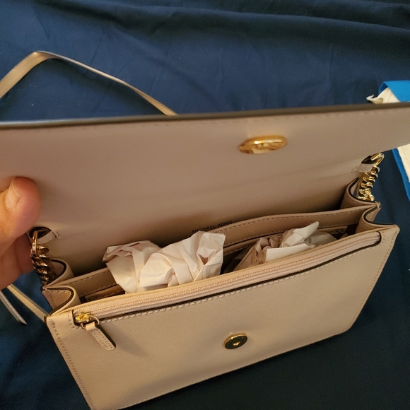 Michael Kors Crossbody - Picture 3 of 3